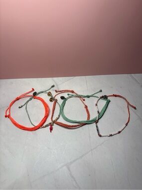 🧡 Set of Five Pura Vida Bracelets
